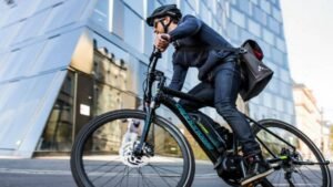 Top 6 Vélo électrique 1000 € : Comparatif, avis et test