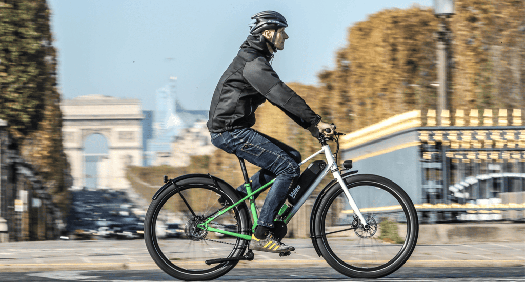 Pourquoi choisir un vélo électrique en dessous de 2000€ ?