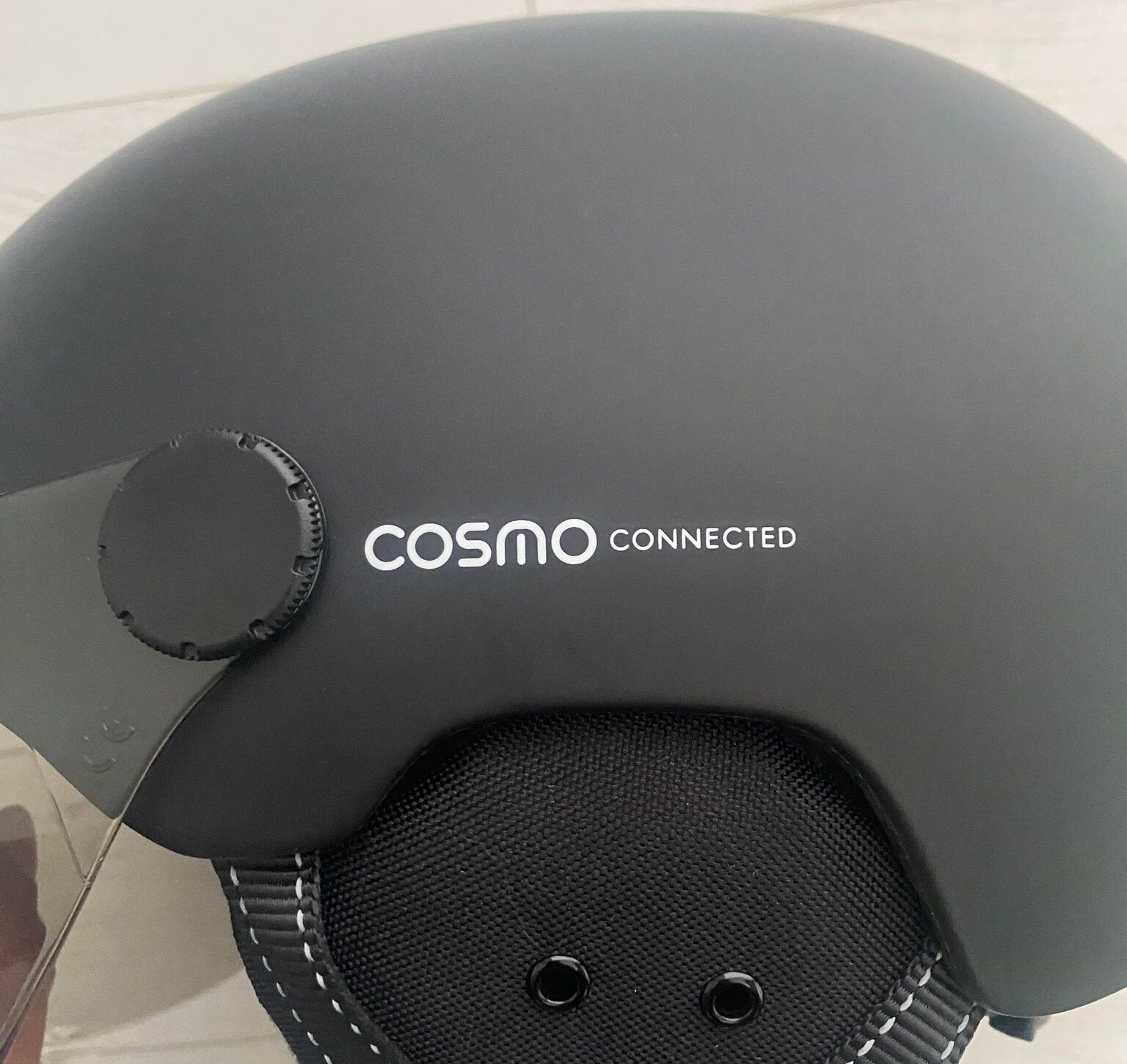 La coque en polycarbonate du Cosmo Fusion
