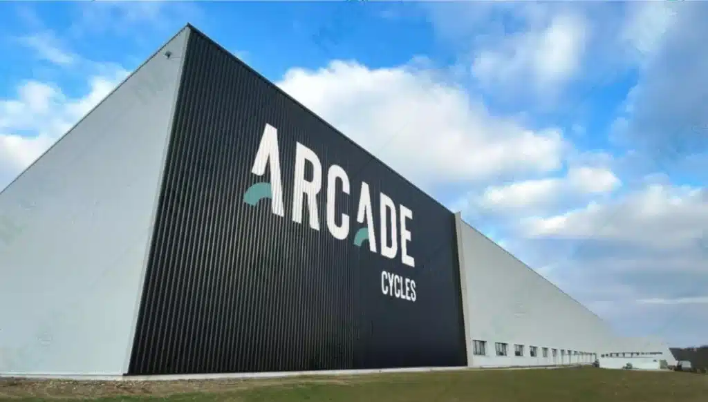 Expansion majeure dArcade Cycles sa nouvelle usine écologique pour doubler la production