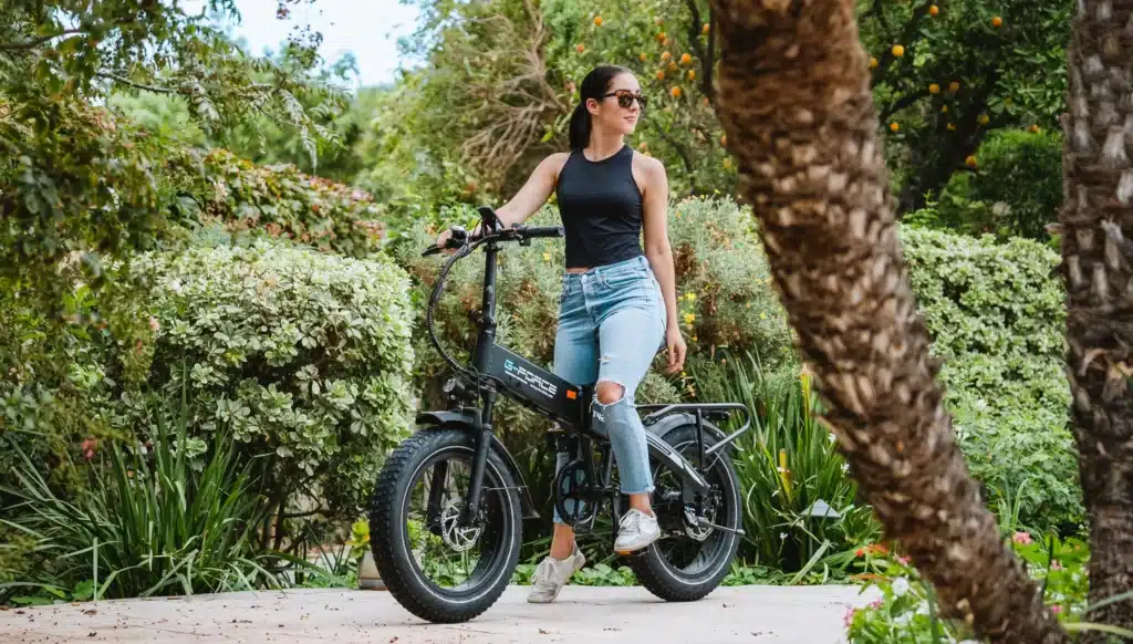 L’engouement grandissant des vélos électriques chez les femmes et les cyclistes 25-34 ans