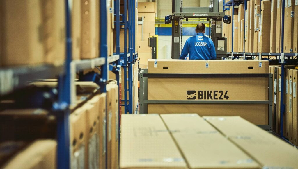 Bike24 : le détaillant en ligne se redresse avec une croissance encourageante début 2024