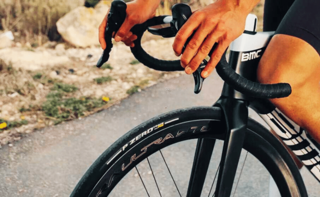 Pirelli sort son premier pneu en caoutchouc naturel certifié FSC pour le monde du cyclisme