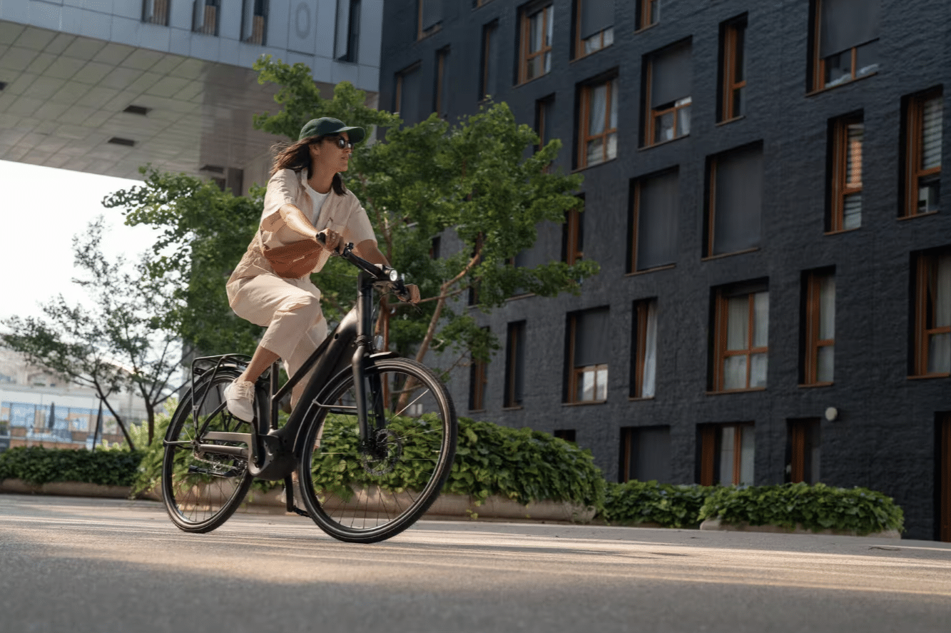 Comparatifs des meilleurs vélos électriques femmes Decathlon de 2024