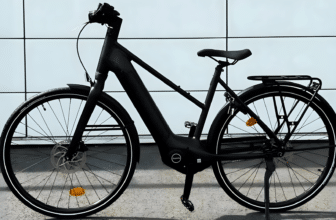 BTWIN Velo ville electrique a moteur automatique owuru cadre bas ld 920 e