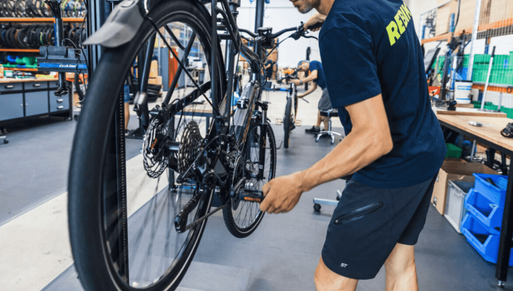 Decathlon et Rebike Mobility s’unissent pour promouvoir des vélos électriques circulaires !