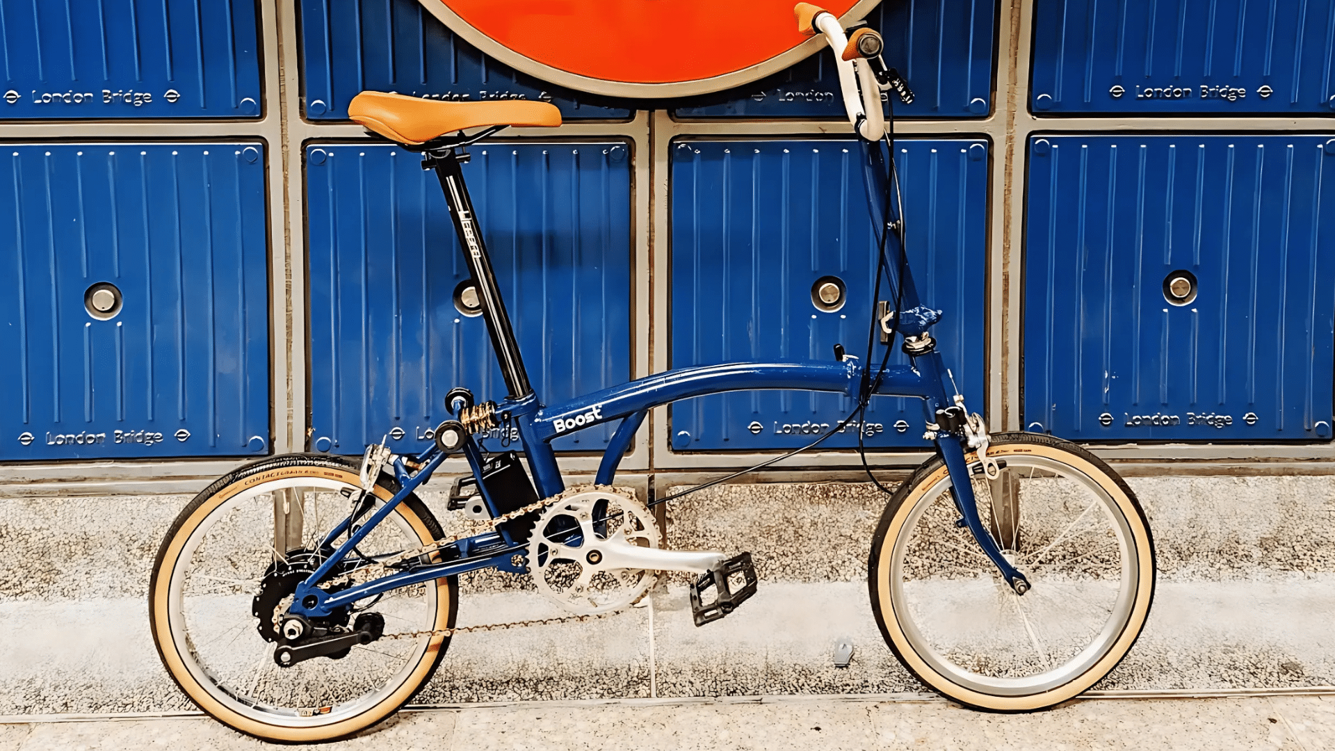 Premier vélo Boost, décliné en version classique et électrique, sortie prévue en novembre 2025
