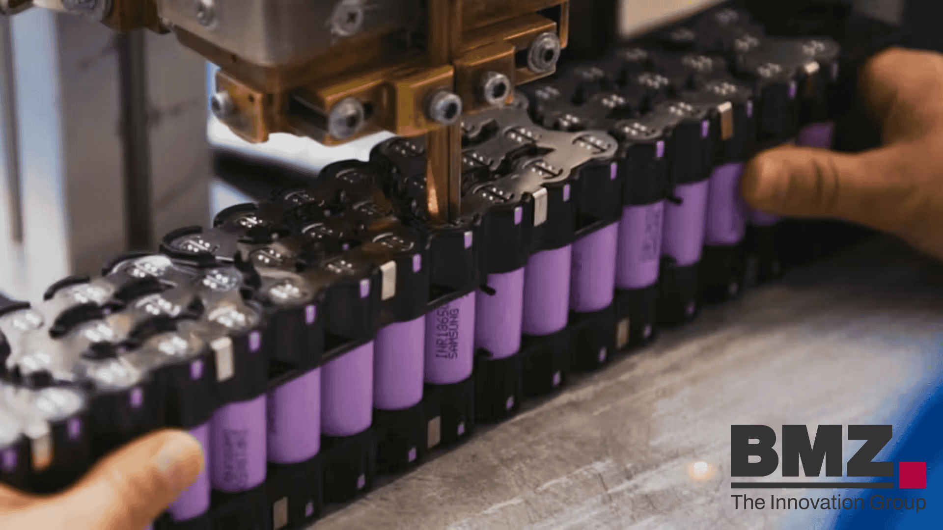 Fabrication d’un pack de batteries lithium-ion par BMZ Group, destiné aux vélos électriques