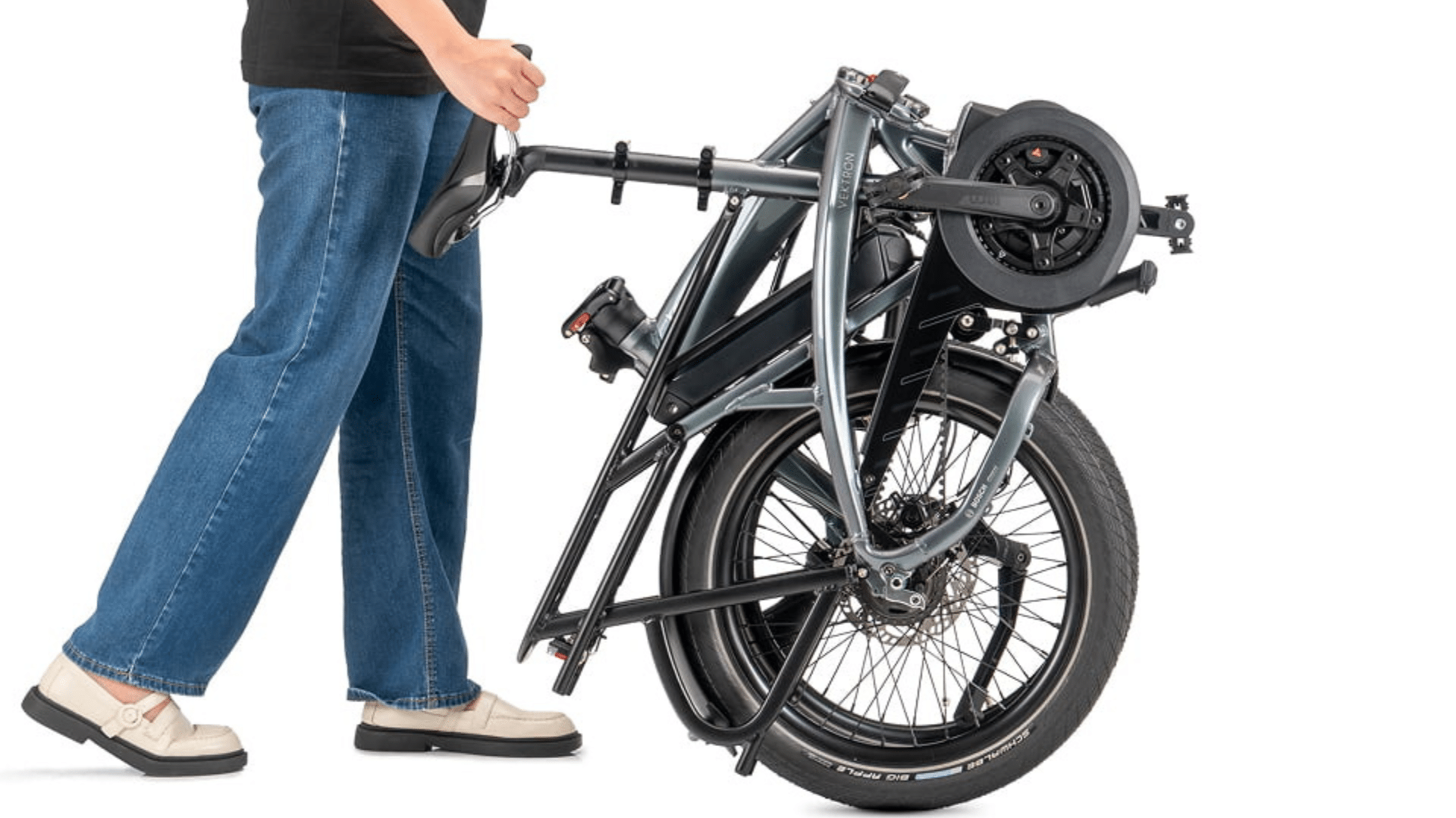 Tern Vektron P5i avec courroie Gates Carbon Drive, propre et sans entretien pour un usage urbain quotidien.