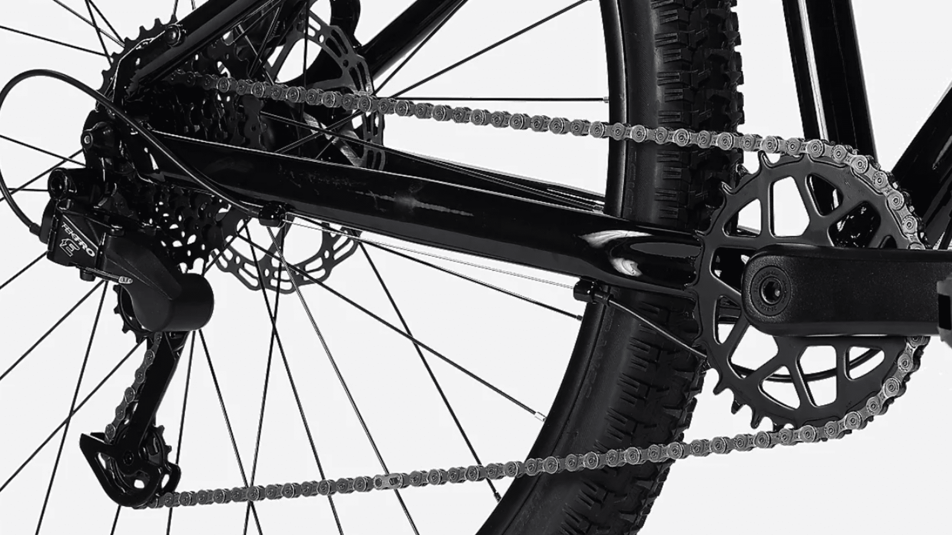Transmission 1x9 vitesses du Nakamura Summit 700 Hydro avec dérailleur arrière Tektro RD-T35