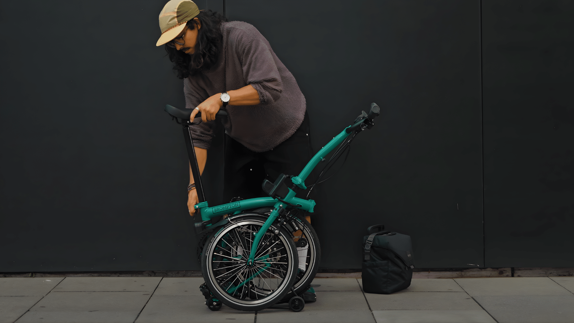 Application Brompton Electric affichant les données du moteur e-Motiq sur un smartphone