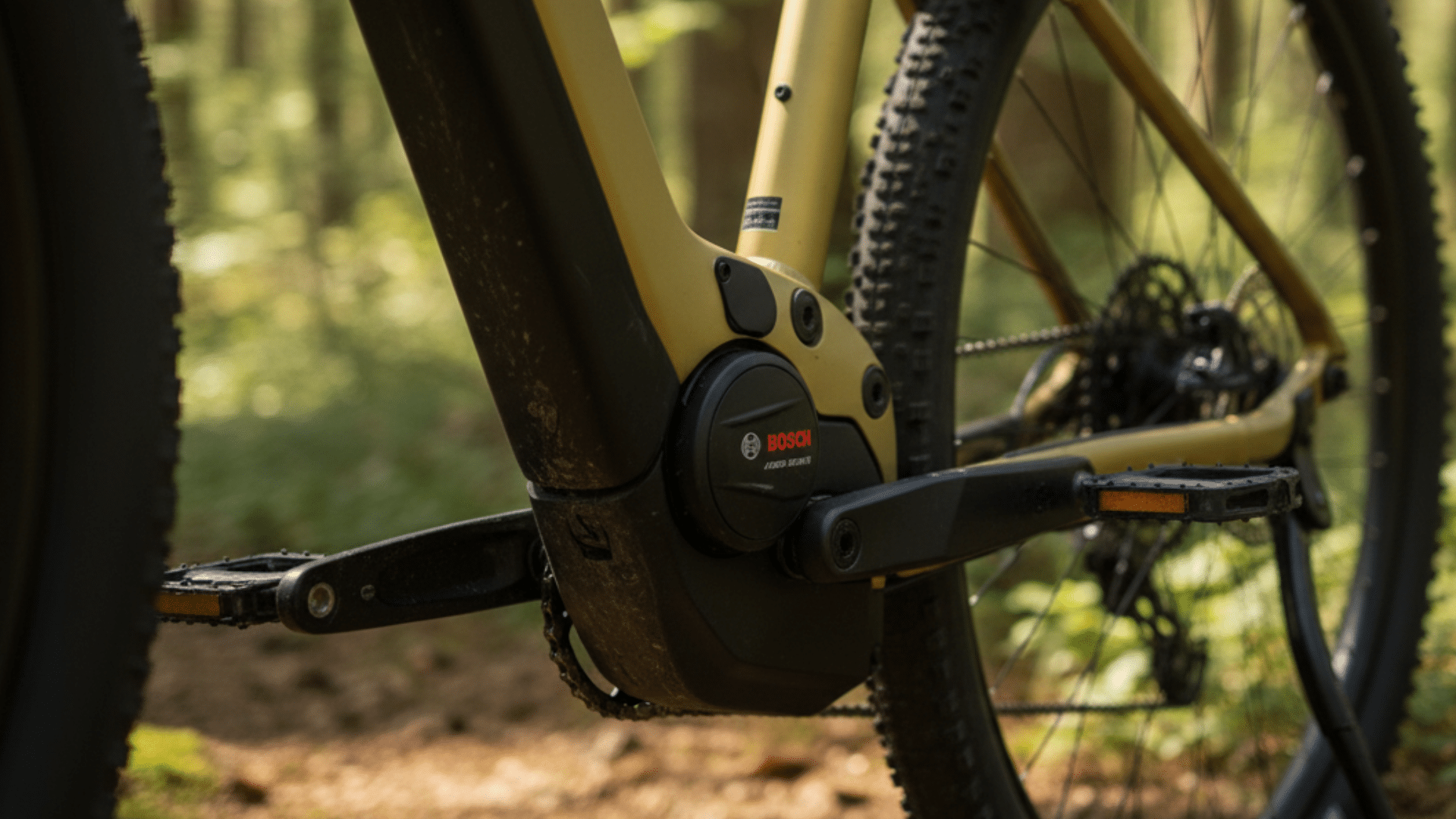 Moteur Bosch Performance Line 75 Nm du Cube Reaction Hybrid Performance 500 offrant une assistance progressive en montée.