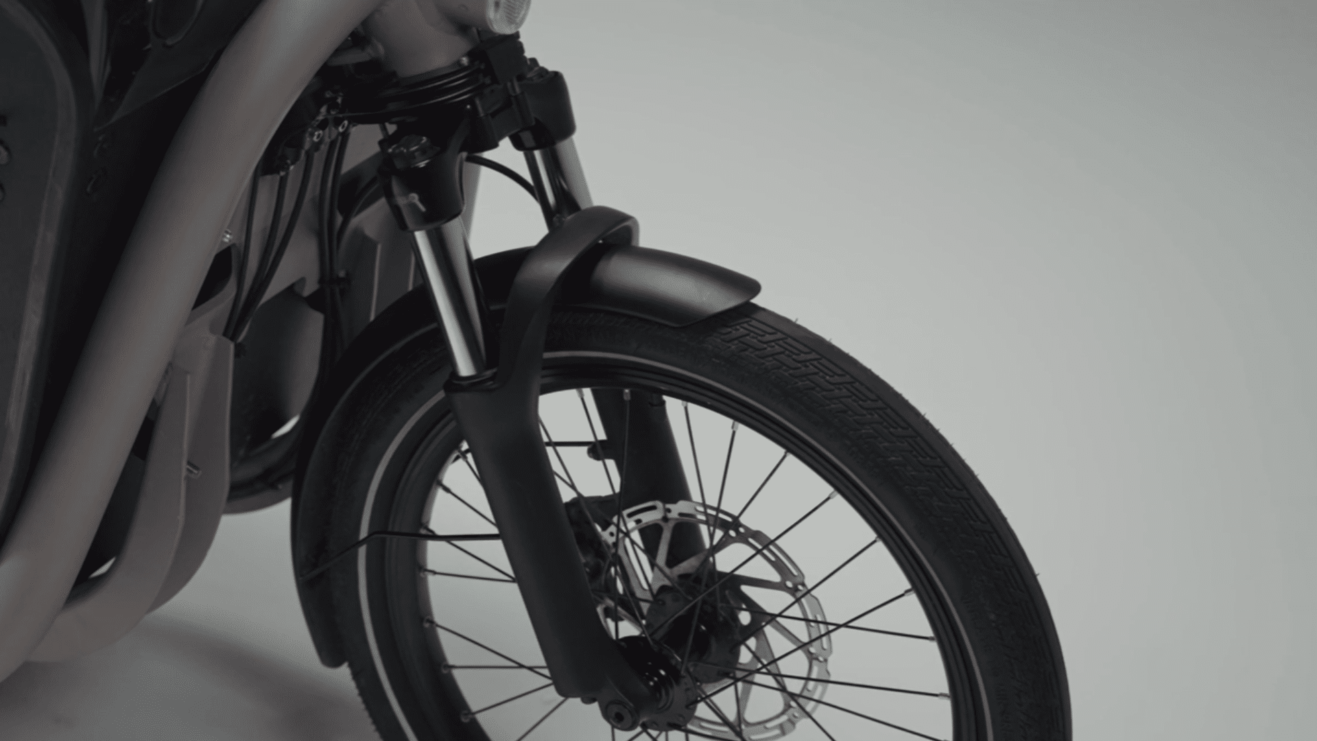 Fourche suspendue 50 mm de débattement du Btwin F900E